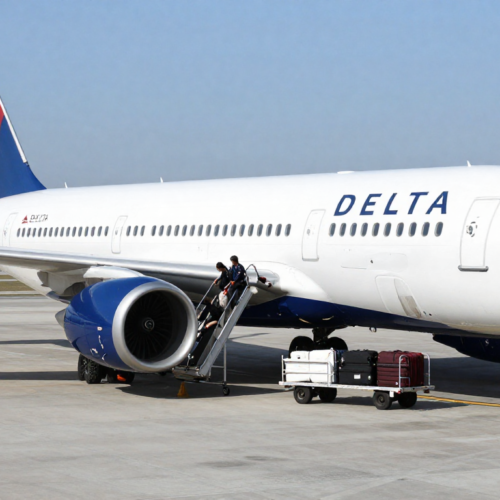 delta flight dl275 japan diversion lax