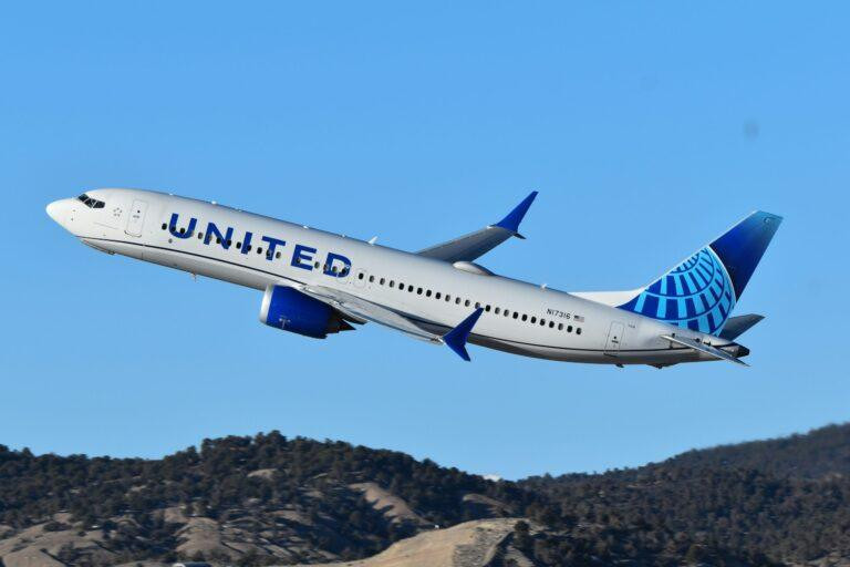 United Flight UA109 Diversion